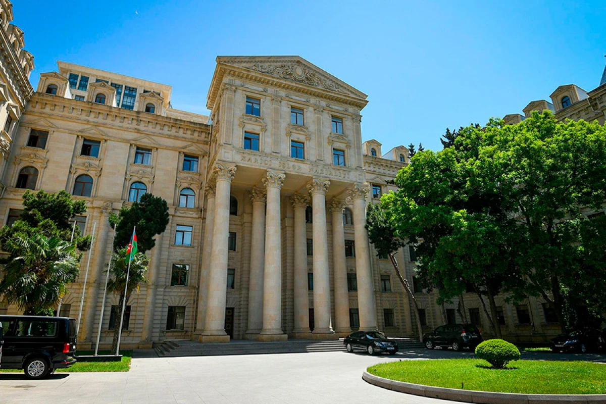 [[XİN:]]Azərbaycan vətəndaşları sərbəst buraxıldı