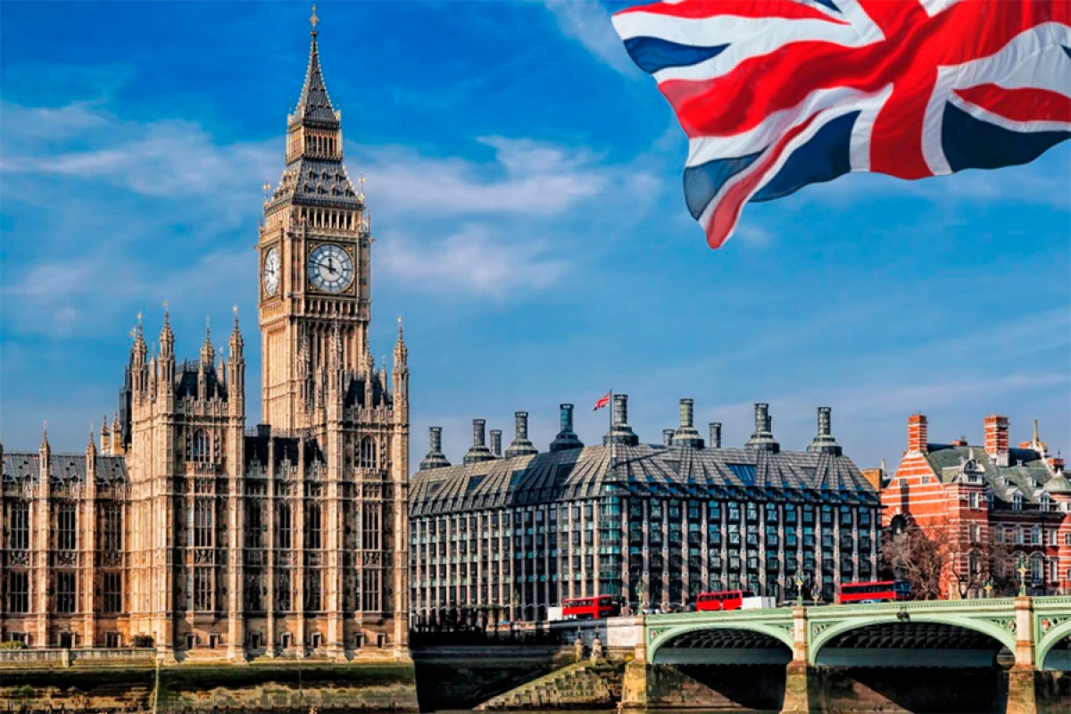 Britaniya [[Azərbaycan və Ermənistana]] silah embarqosunu tamamilə aradan qaldırır