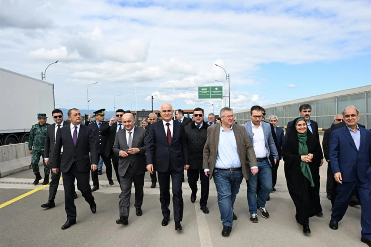 Azərbaycan, İran və Rusiya rəsmiləri [[Şimal-Cənub dəhlizinin infrastrukturuna]] baxış keçirdi