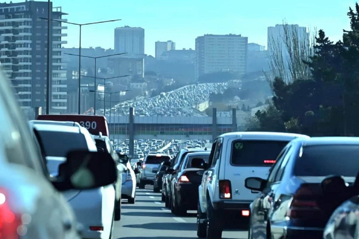 [[Tıxaclar artır:]] Bakı-Sumqayıt yolu ödənişli olacaq?