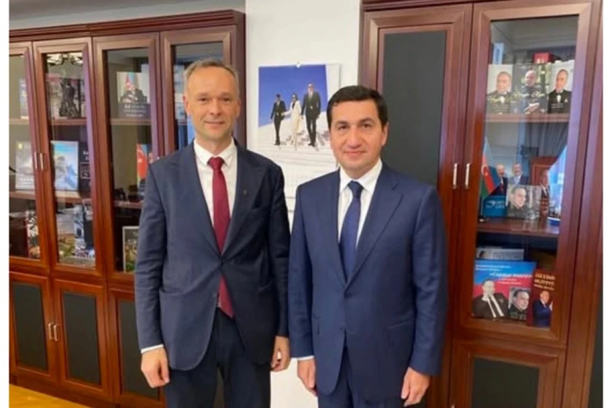 [[Hikmət Hacıyev]] Litva səfiri ilə görüşdü