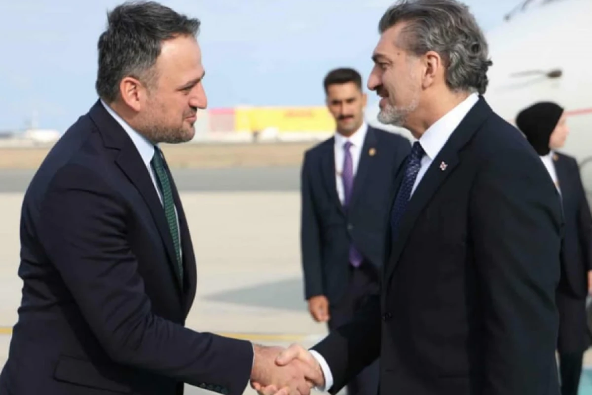 [[Mixail Kavelaşvili]] futbol izləmək üçün Türkiyəyə getdi