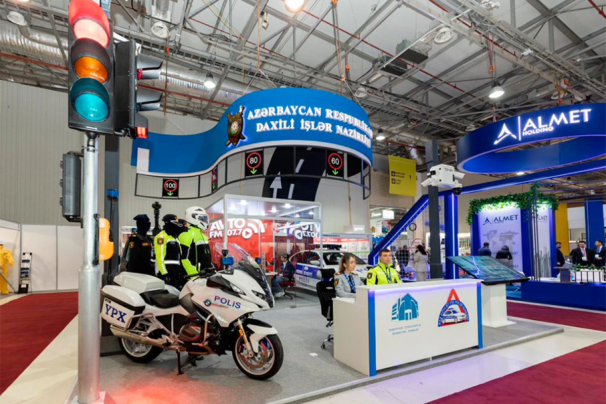 DİN [[sərgidə]] iştirak edir