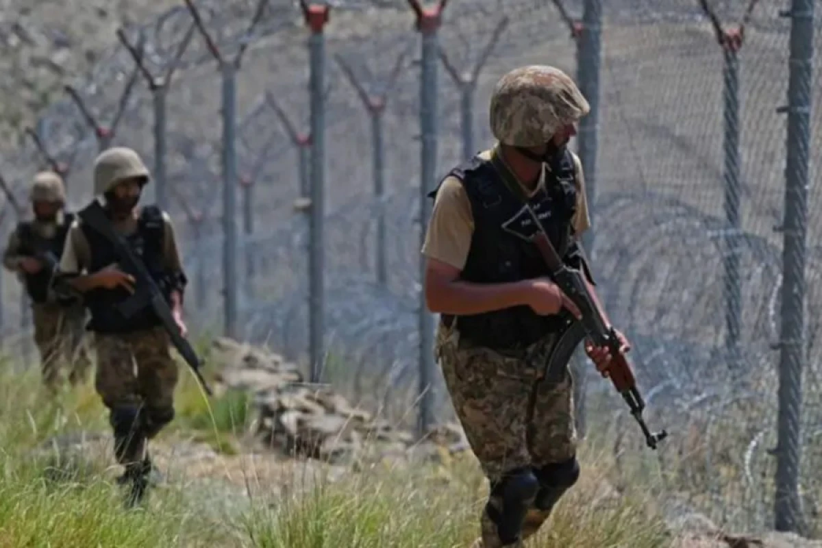 [[Əfqanıstan və Pakistan]] sərhədində döyüşlər başladı
