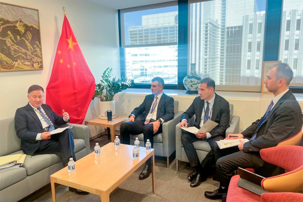 Azərbaycan və Çin bank sektorunda [[əməkdaşlığın dərinləşdirilməsini]] müzakirə etdi