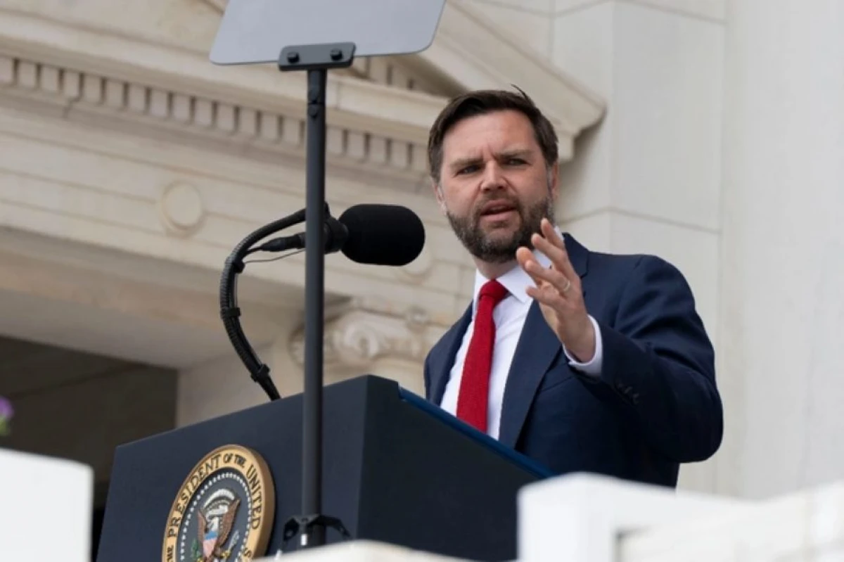 [[Vens:]] "Ukrayna və Rusiya sülh istəmir"