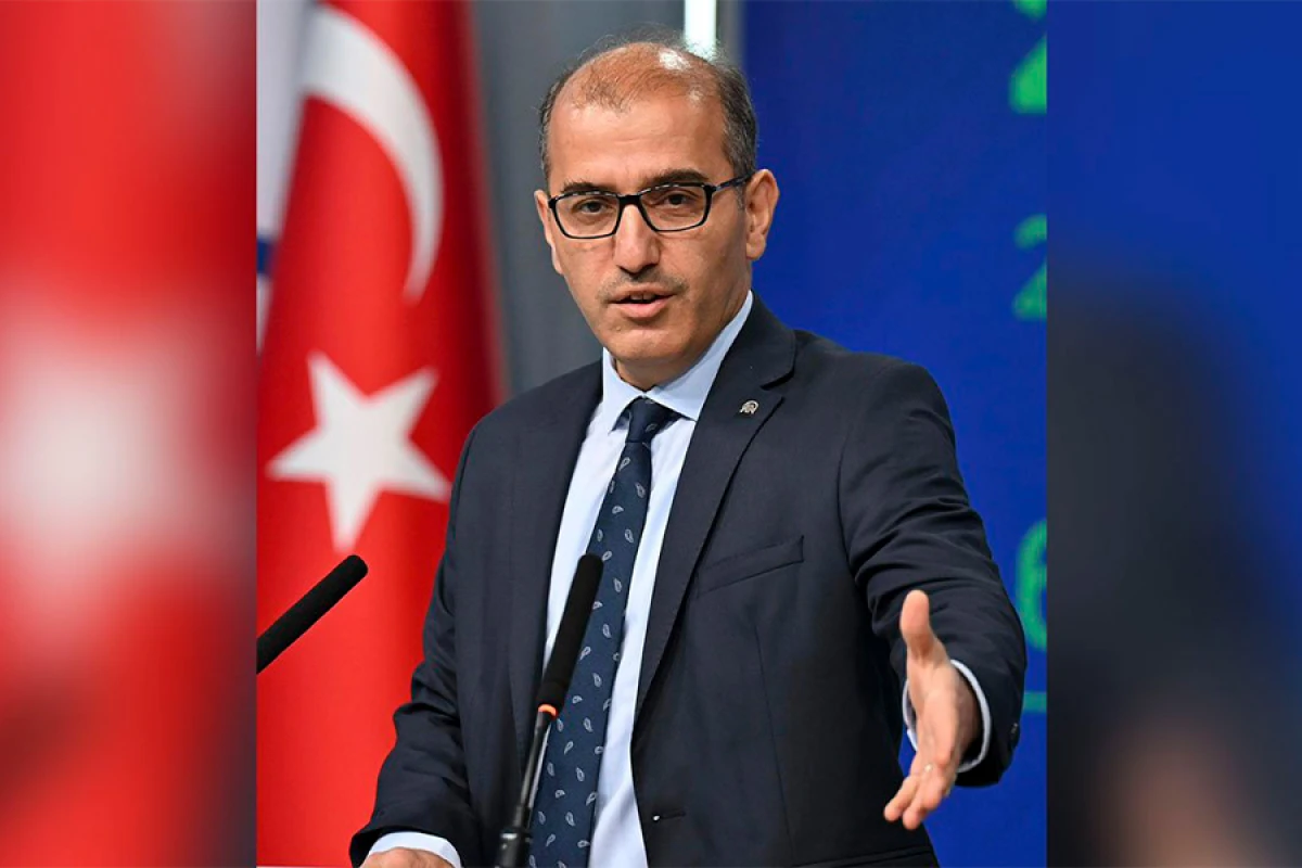 [[Cihangir İşbilir:]] Türkiyə–Azərbaycan birliyi mənəvi əhəmiyyətə malikdir