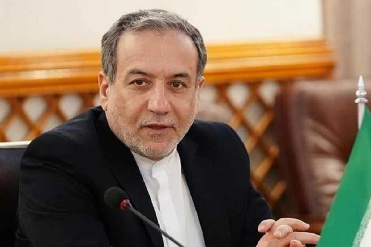 [[İranın xarici işlər naziri]] nüvə məsələsi ilə bağlı danışıqlar apardı