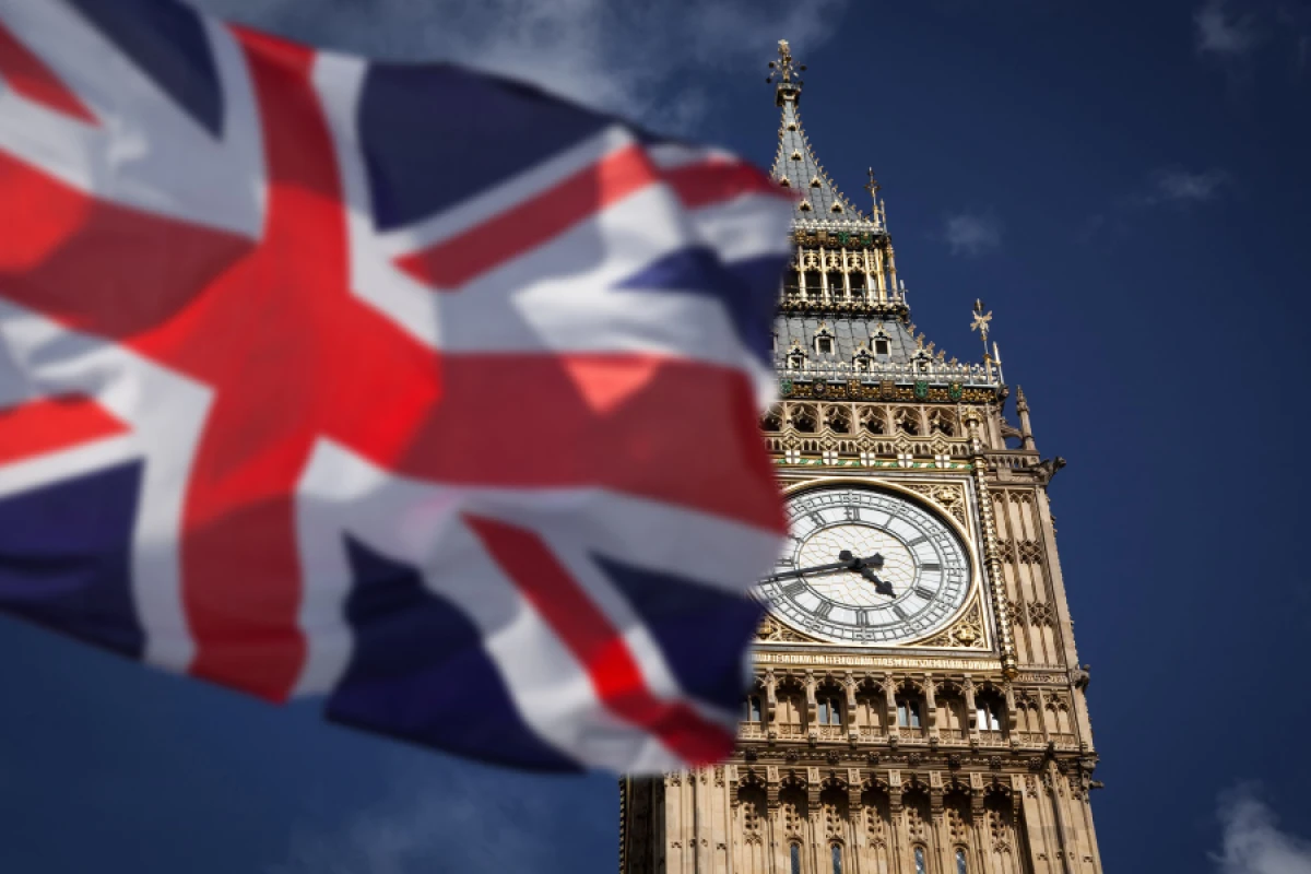 Böyük Britaniyada [[400 min]] yeni iş yeri yaradılacaq