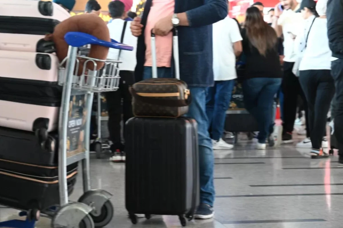 9 ayda 900-ə yaxın əcnəbi Gürcüstandan çıxarılıb