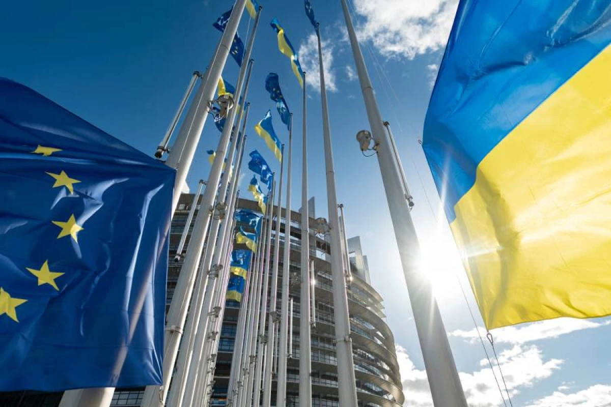 Aİ [[Ukraynanın üzvlüyünü sürətləndirmək üçün]] qaydaları dəyişməyi planlaşdırır