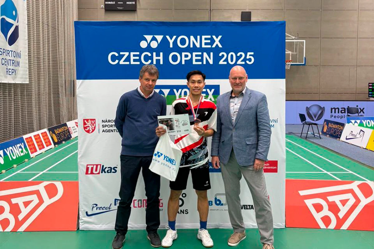 Badmintonçumuz [[“Czech Open” turnirində]] üçüncü oldu