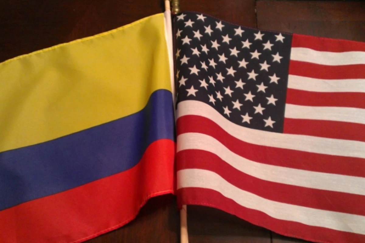 [[Kolumbiya ABŞ-dəki]] səfirini geri çağırdı