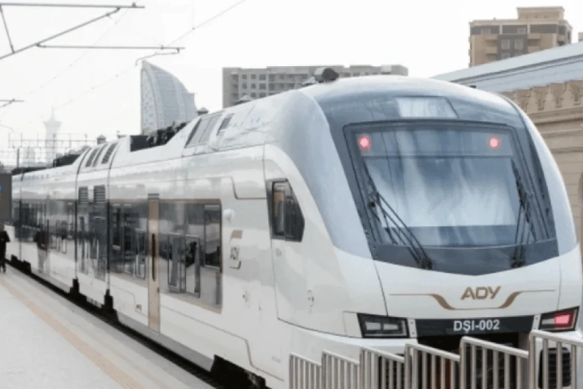 Bir neçə istiqamətdə [[qatar reyslərinin sayı artırılır]]