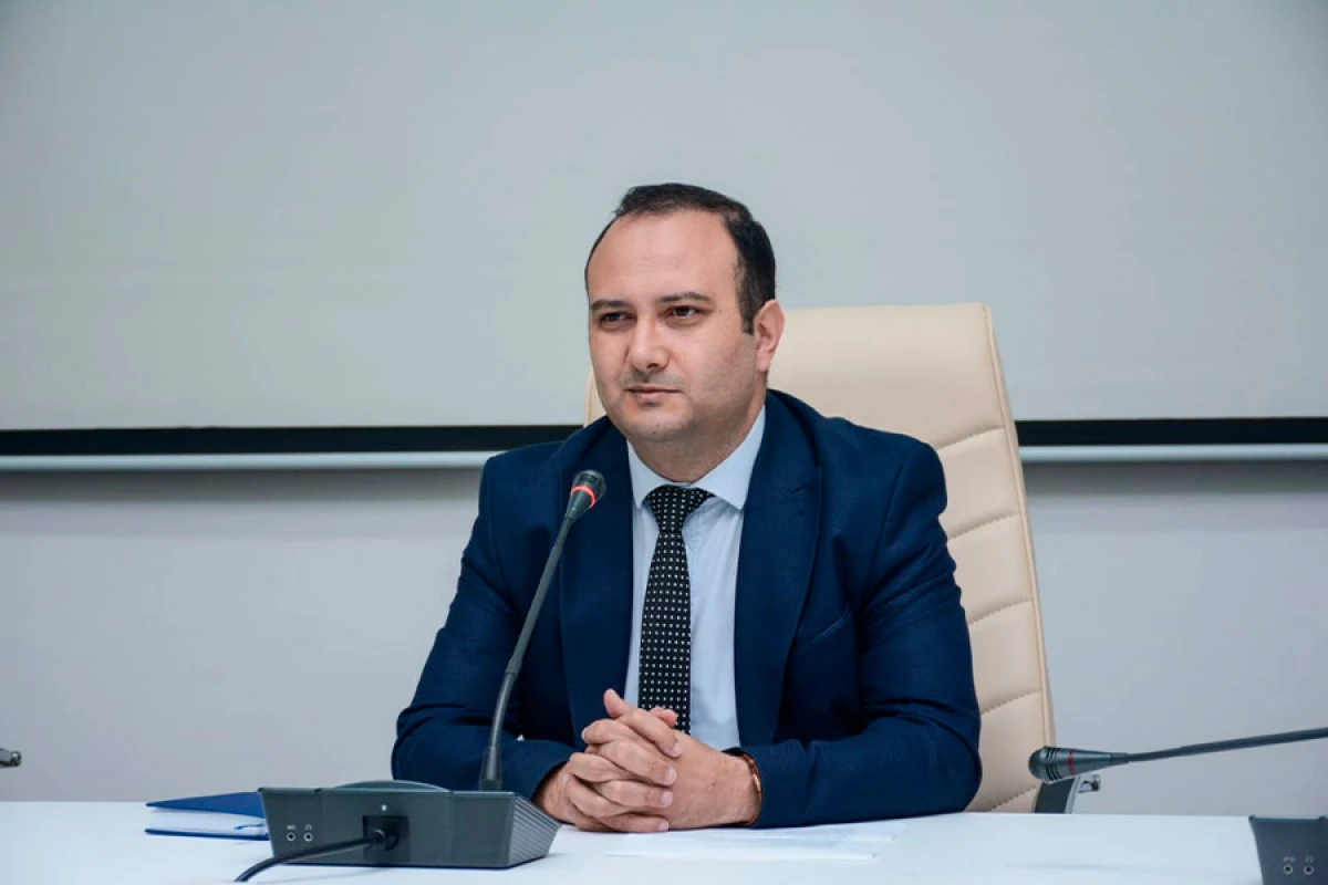 [[Aqil Şirinov:]] “Mədrəsələr İslam dünyası barədə tam məlumat vermir”