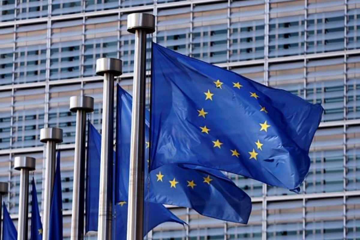 AB 2025-ci ildə [[Kiyevə 20,5 milyard avro]] ayırdı