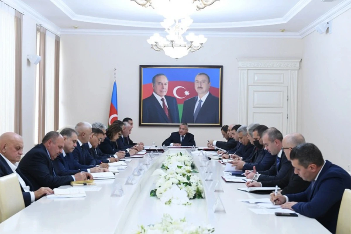 Dövlət komitəsinin balansındakı qəsəbələrdə [[payız-qış mövsümünə hazırlıq]] müzakirə olundu