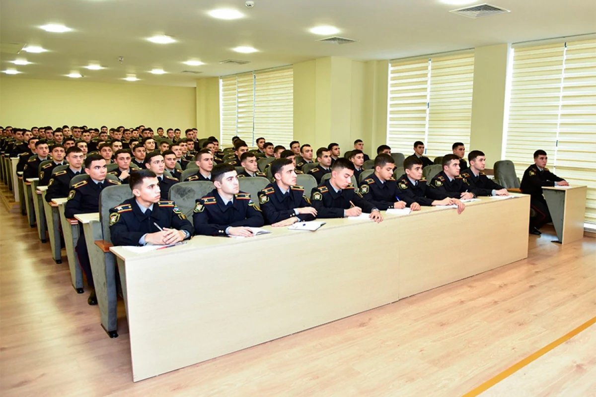 Polis Akademiyasında [[mütəxəssislər]] interaktiv dərslərə cəlb olundu