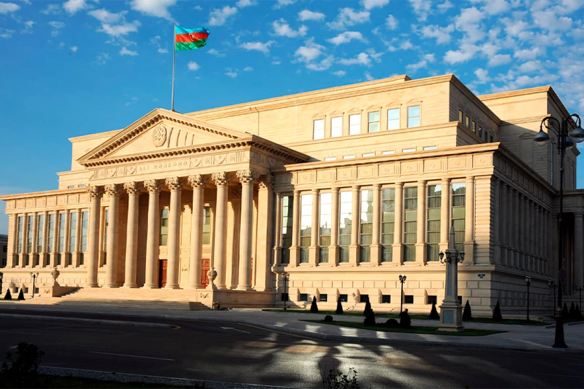 Parlament Ali Məhkəməyə [[hakimlərin təyin edilməsini]] təsdiqlədi