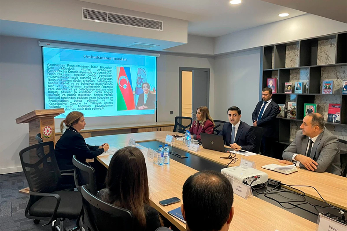 [[“İnformasiya əldə etmək hüququnun müdafiəsi”]] mövzusunda təlim keçirildi