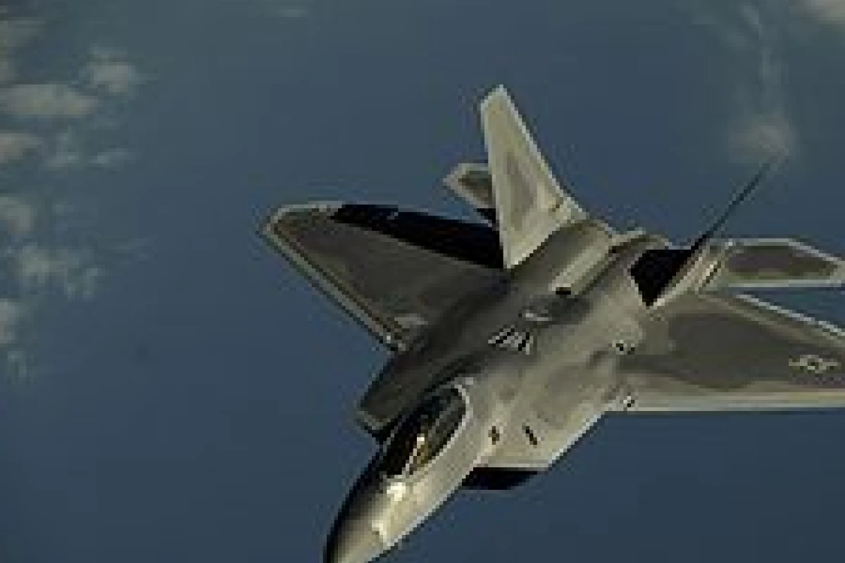 Kiyev İsveçdən ilk [["Gripen" qırıcısını]] 2026-cı ildə almağı planlaşdırır