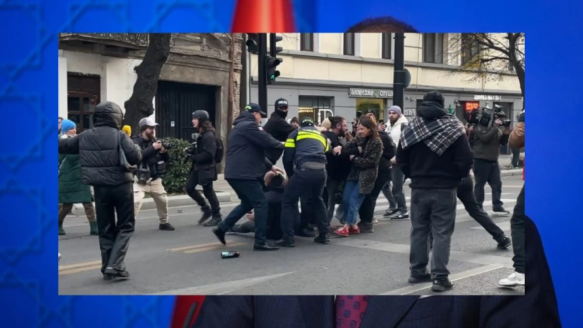 [[Tbilisidə]] etirazlar zamanı 60 nəfər saxlanıldı