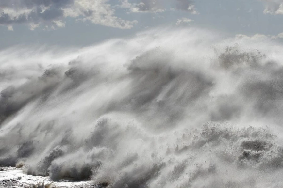 Avstraliyada fırtına 90 mindən çox evi [[işıqsız qoydu]]