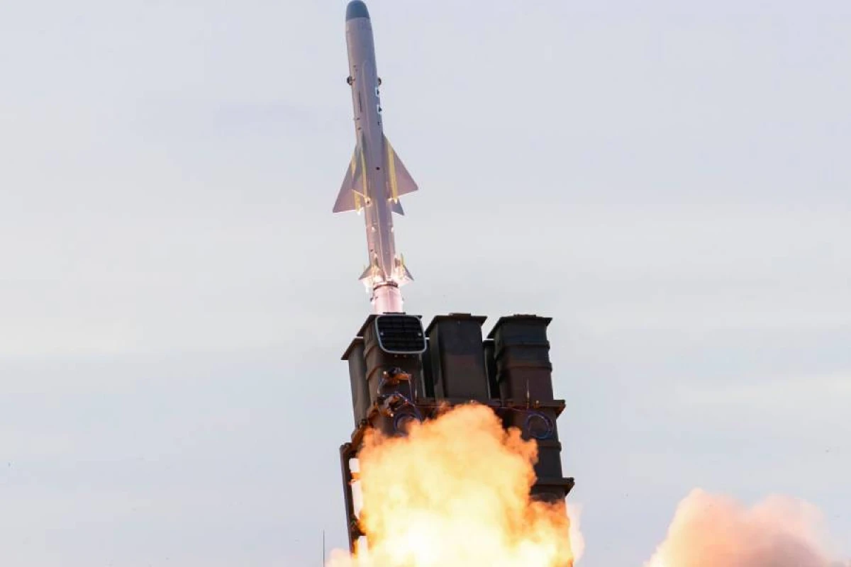 Tramp [[raketlərin ilk partiyasının]] Yaponiyaya çatdırılmasını təsdiqlədi