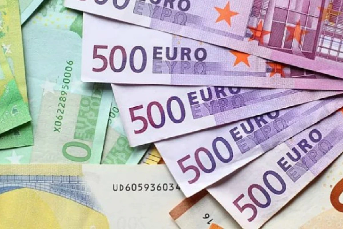 Niderland Ukraynaya [[25 milyon avro ayıracaq]]