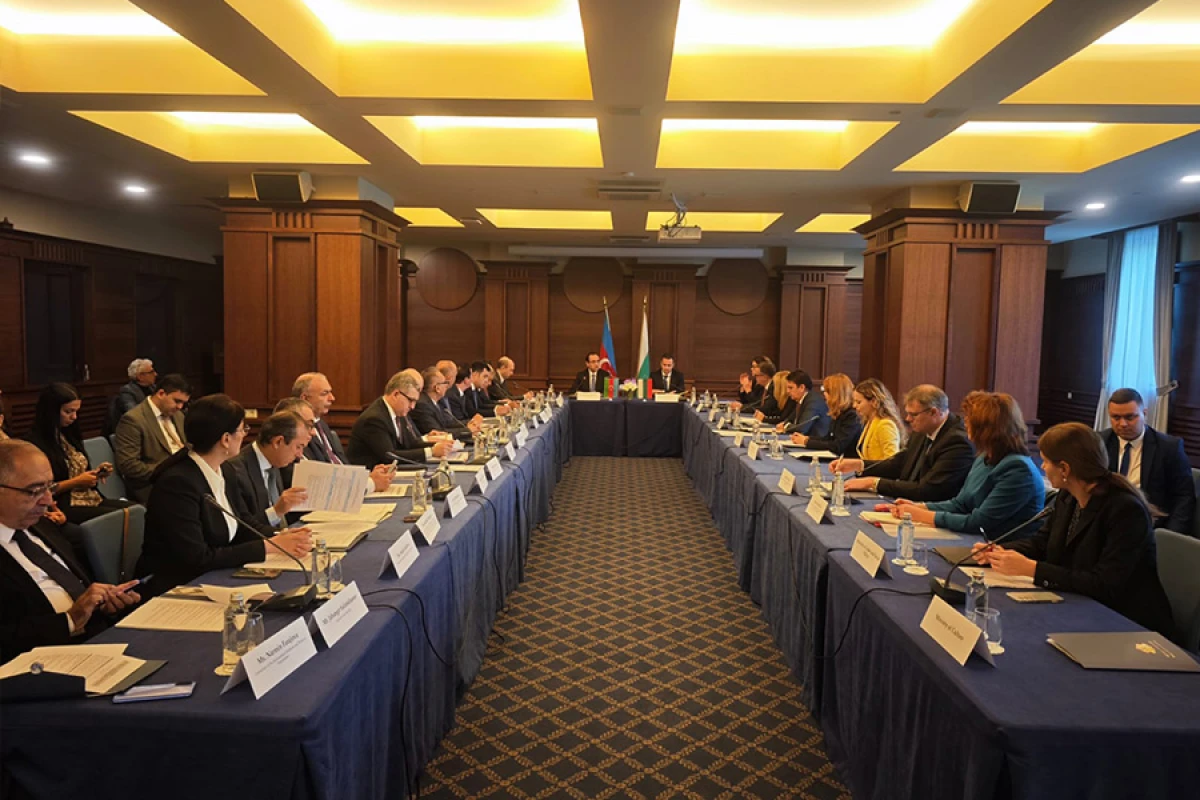 İqtisadi əməkdaşlıq üzrə [[Azərbaycan−Bolqarıstan Hökumətlərarası Komissiyanın 7-ci iclası]] keçirildi