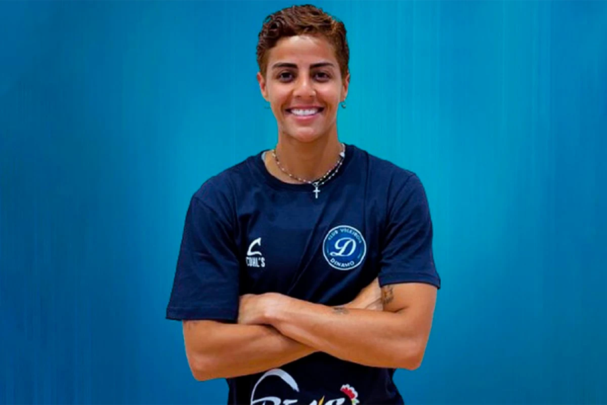 Qadın voleybolçunun [[cinsiyyəti]] şübhə yaratdı