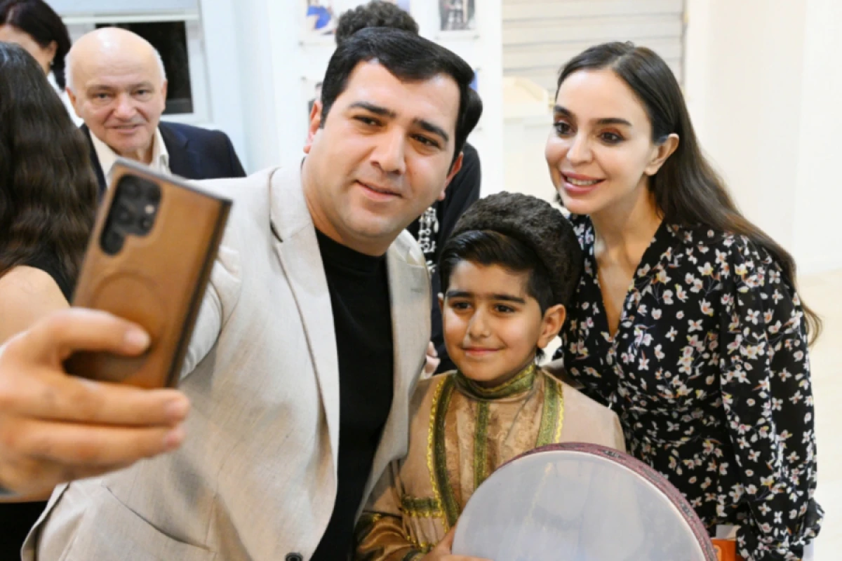 [[Leyla Əliyeva]] Bülbül adına Orta İxtisas Musiqi Məktəbində oldu