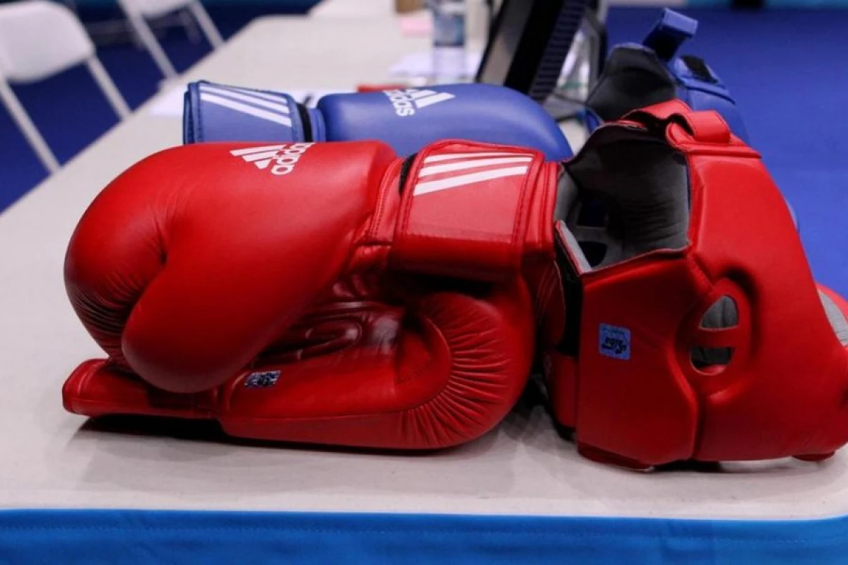 AMADA kikboksinqçini [[diskvalifikasiya etdi]]