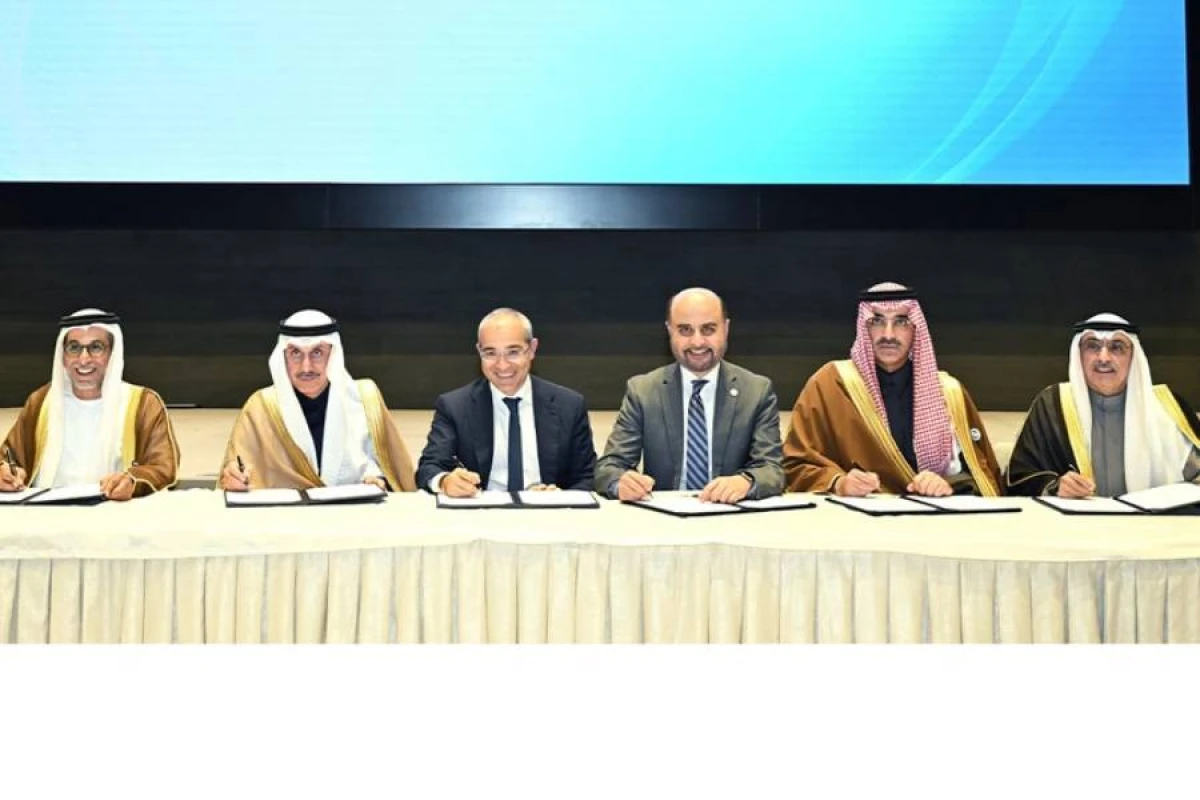 Azərbaycan Əbu-Dabi İnkişaf Fondu və Ərəb Koordinasiya Qrupu ilə [[sənədlər imzaladı]]