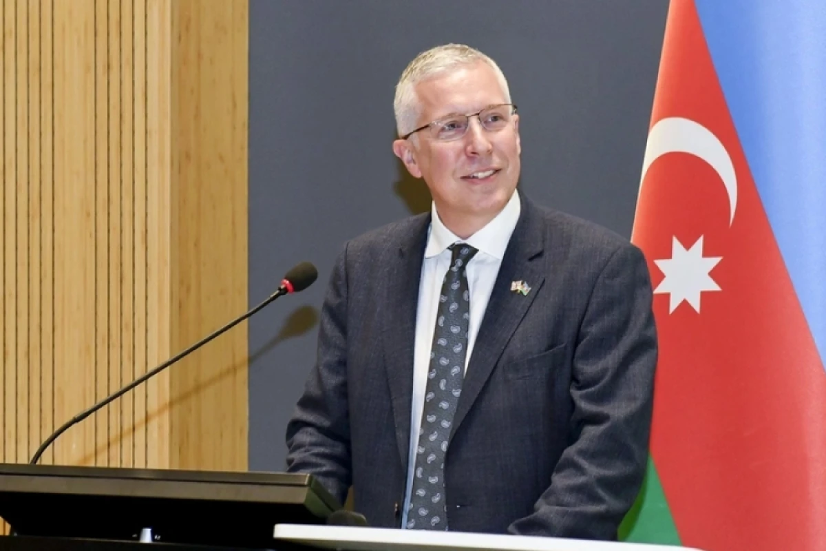 Britaniya səfiri [[Fergus Auldun "Qarabağ"a]] dəstək verdi