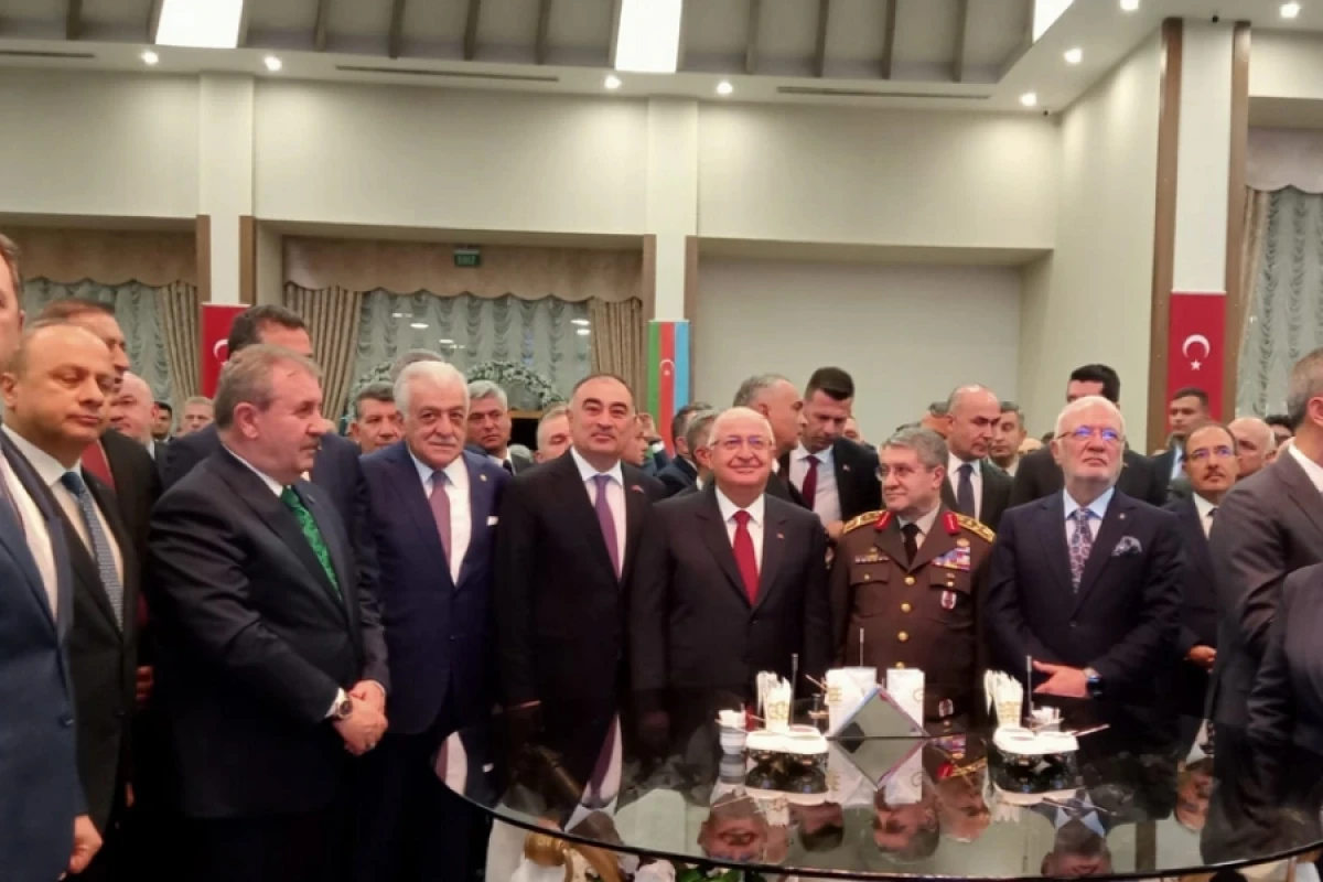 Ankarada [[Zəfər Gününə həsr olunmuş]] təntənəli tədbir keçirildi