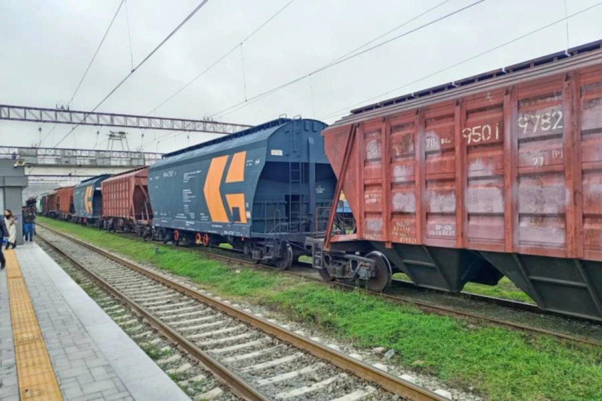 Azərbaycandan keçməklə Ermənistana yola salınacaq növbəti qatar [[Biləcəri stansiyasına çatdı]]