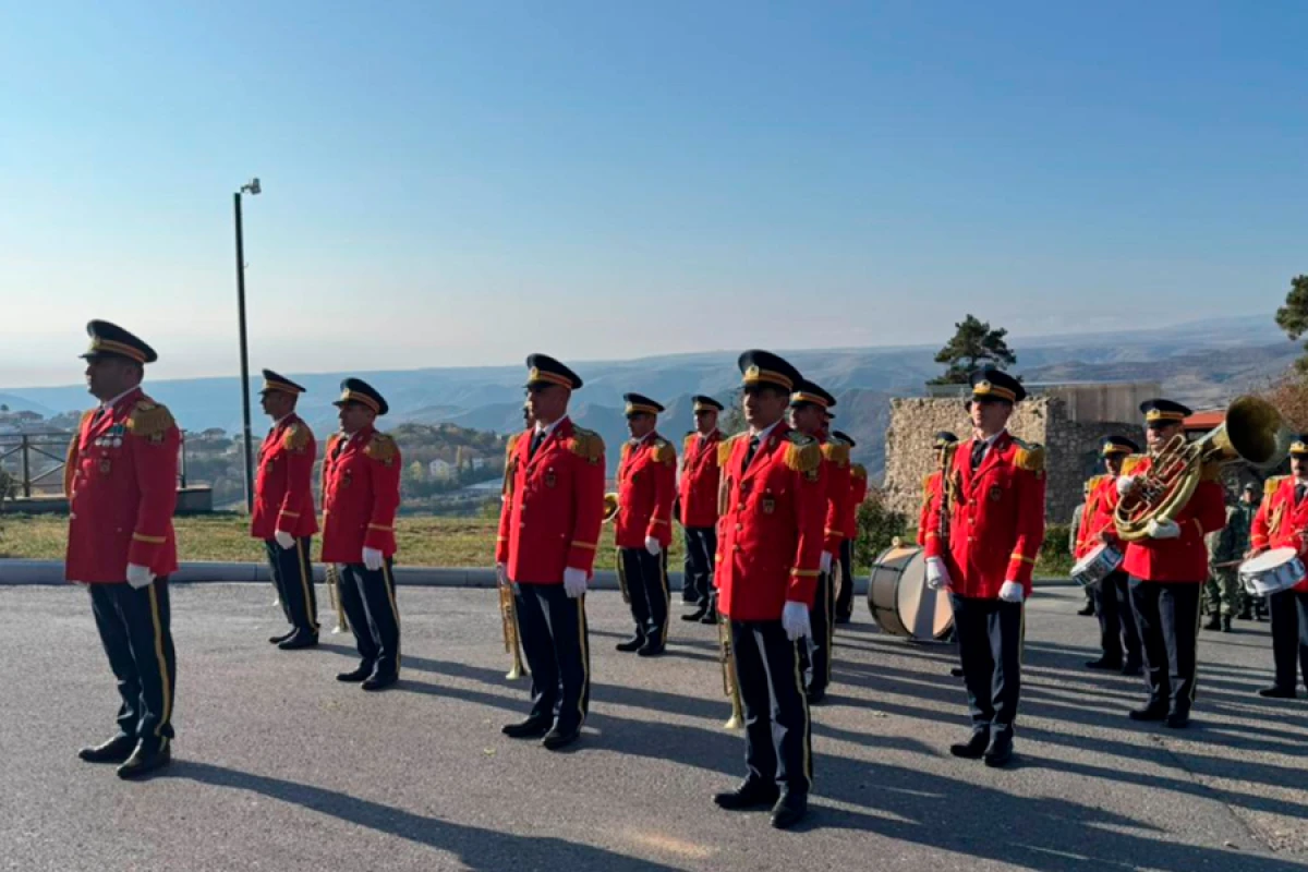 Laçında [[Zəfər yürüşü]] keçirildi