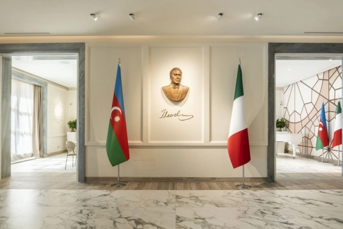 [[Azərbaycanın İtaliyadakı səfirliyi]] dörd gün konsulluq xidmətləri göstərməyəcək