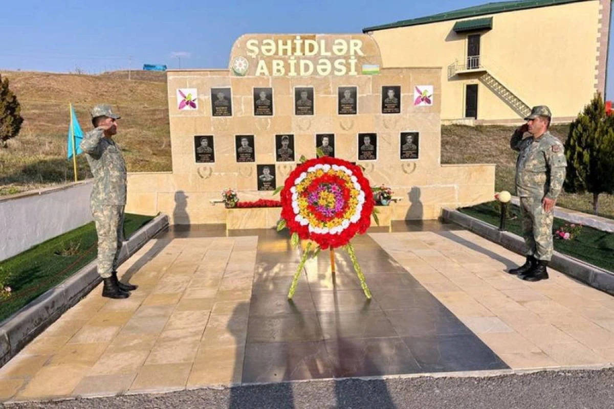 Azərbaycan Ordusunda Zəfərin beşinci ildönümü [[qeyd edildi]]