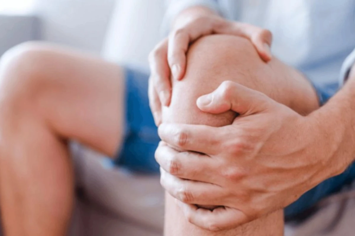 Soyuq hava oynaq ağrılarını niyə [[artırır?]]