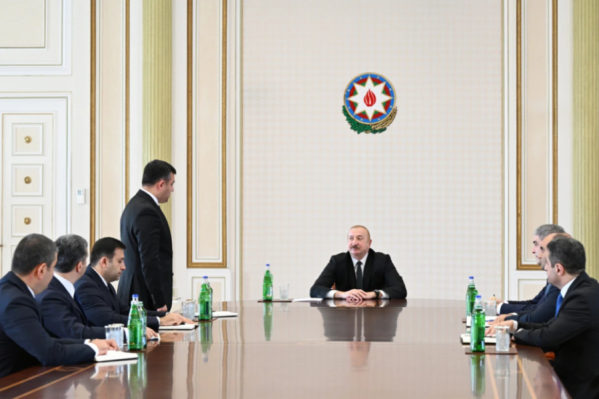 “Mərkəzdən qanunsuz tapşırıqlar bitdi” [[— Yerli idarəetməyə böyük siqnal]]