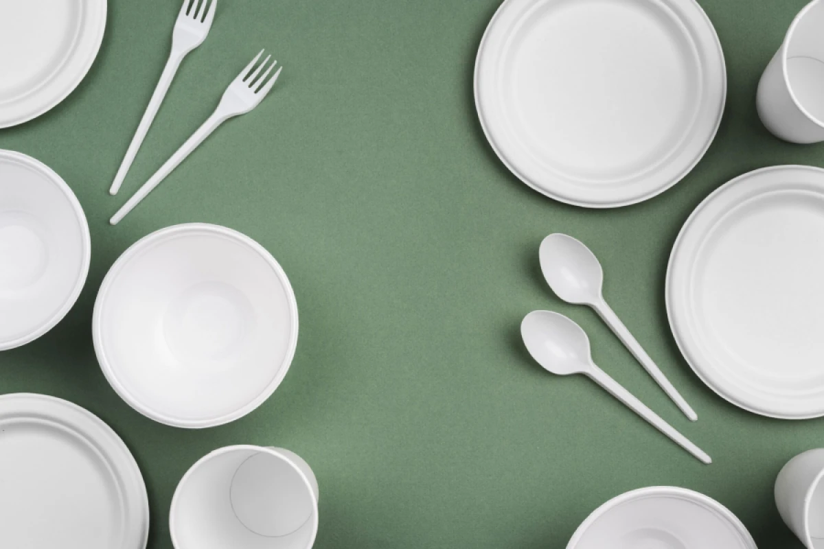 Gürcüstanda plastik [[qab-qacaq qadağan]] olunur