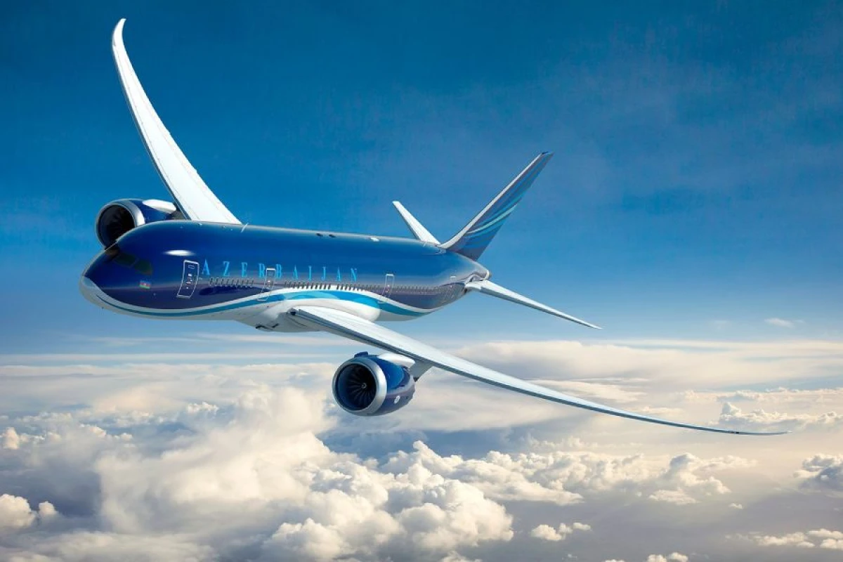 AZAL 20-dən çox beynəlxalq istiqamət üzrə reyslərin tezliyini [[artırır]]