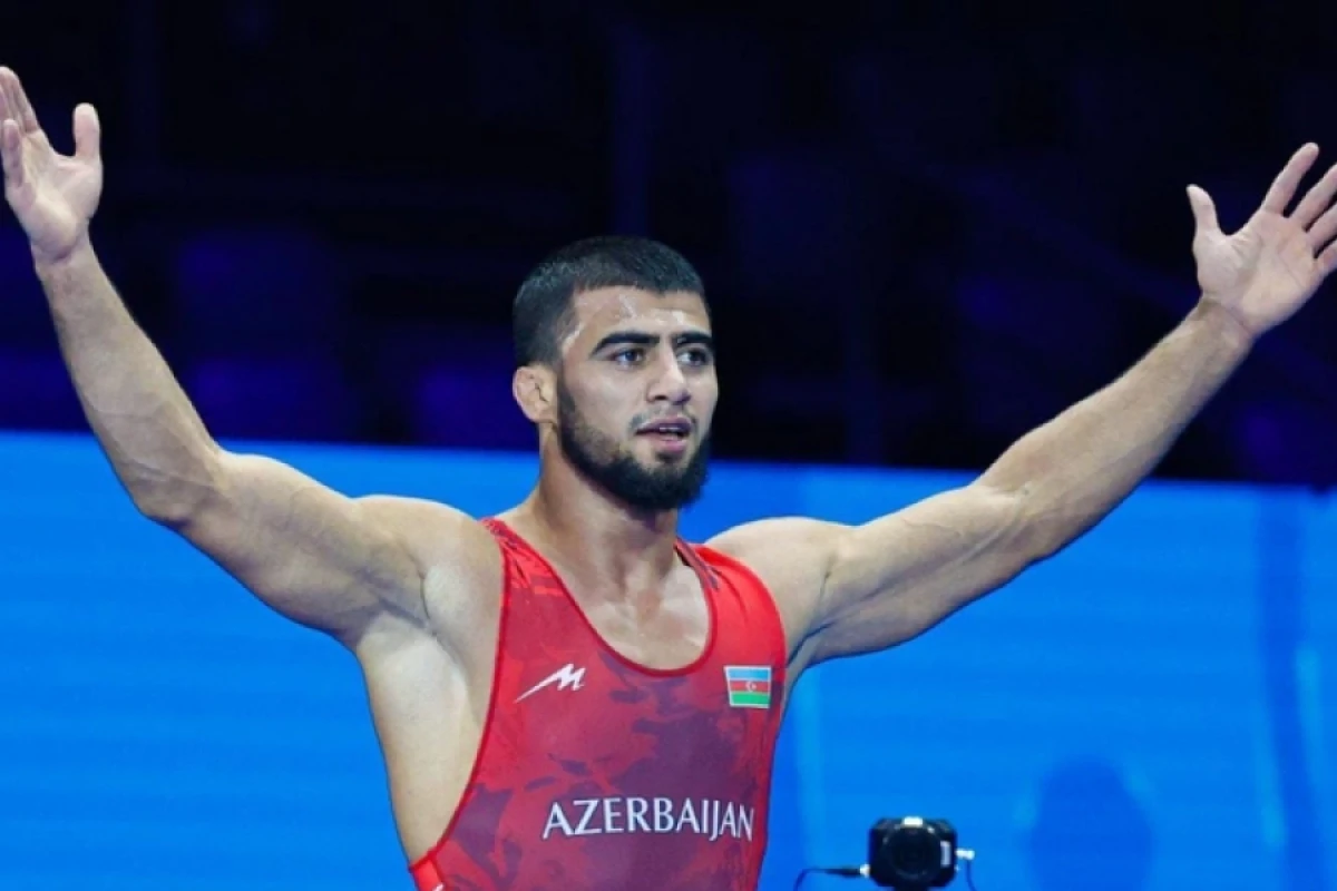 Güləşçimiz İslamiadanın gümüş medalını qazandı