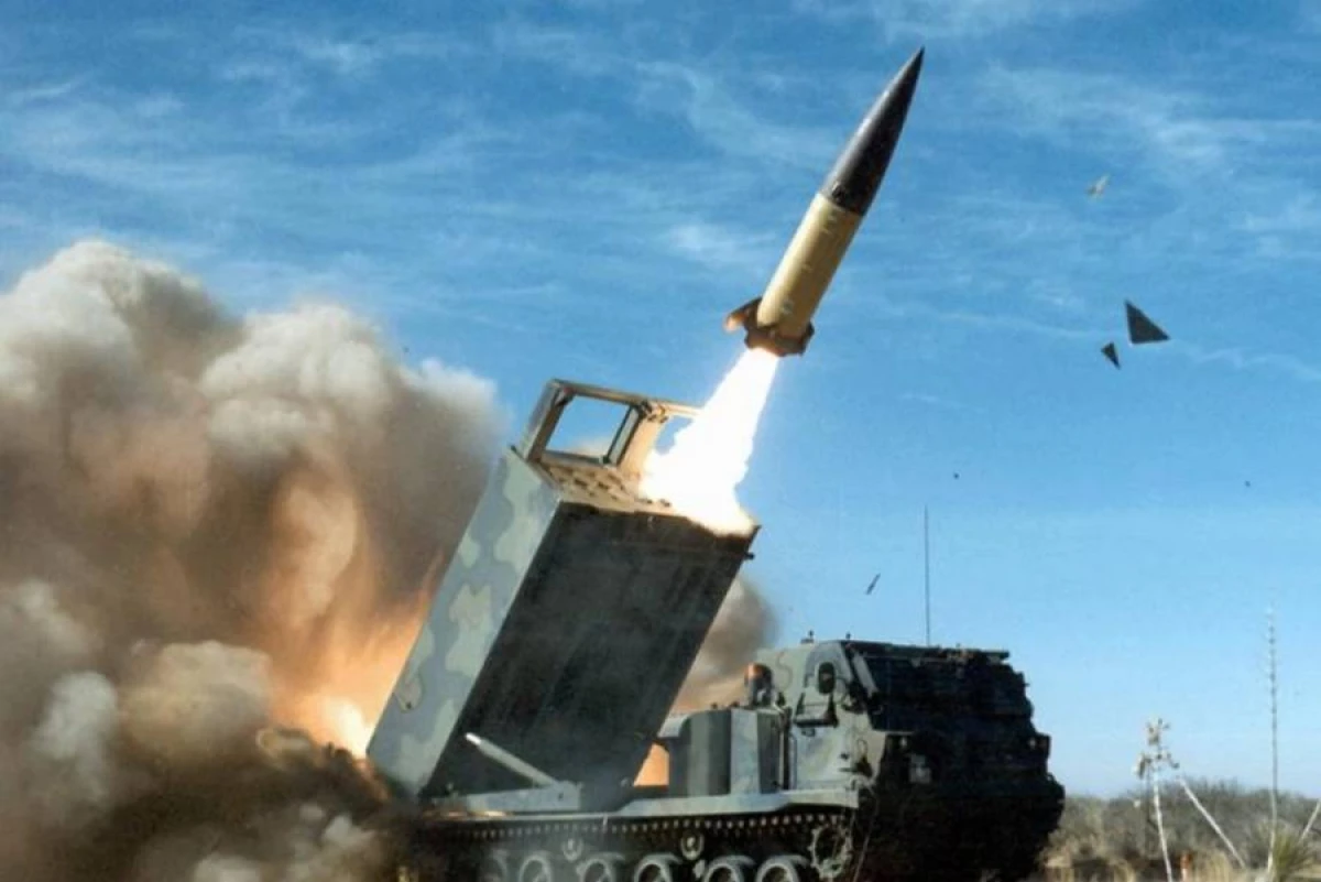 Ukrayna Voronejə [[ABŞ istehsalı olan dörd raket]] atdı