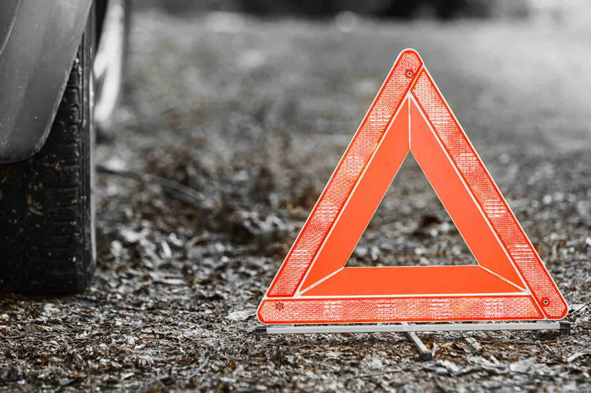 Göygöldə "Mercedes" divara çırpıld - [[Ölənlər var]]