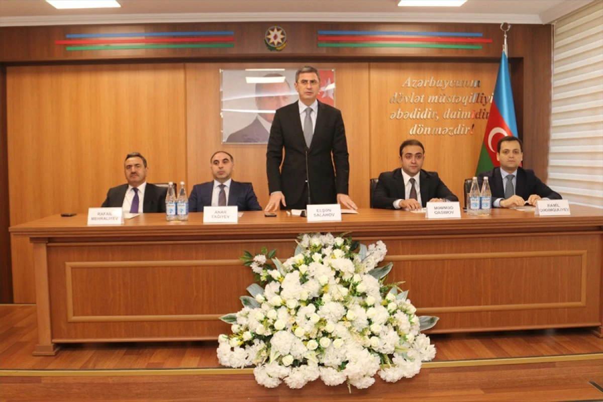 Xəzər, Pirallahı və Qaradağda [[qarlı havalara hazırlıqla bağlı müşavirələr]] keçirildi