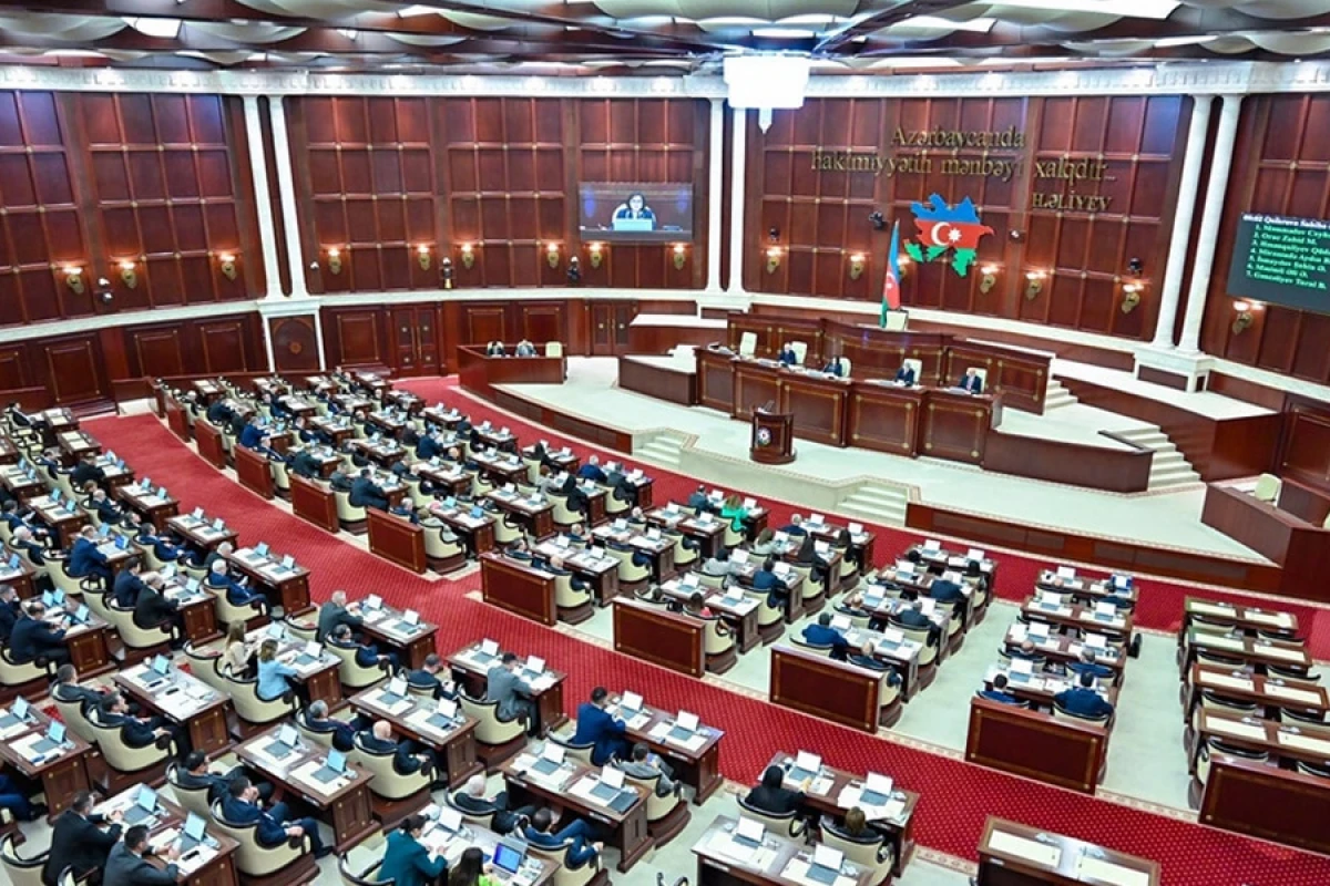 Milli Məclisdə gələn ilin [[büdcə zərfinə daxil olan layihələrin]] müzakirəsi davam edir