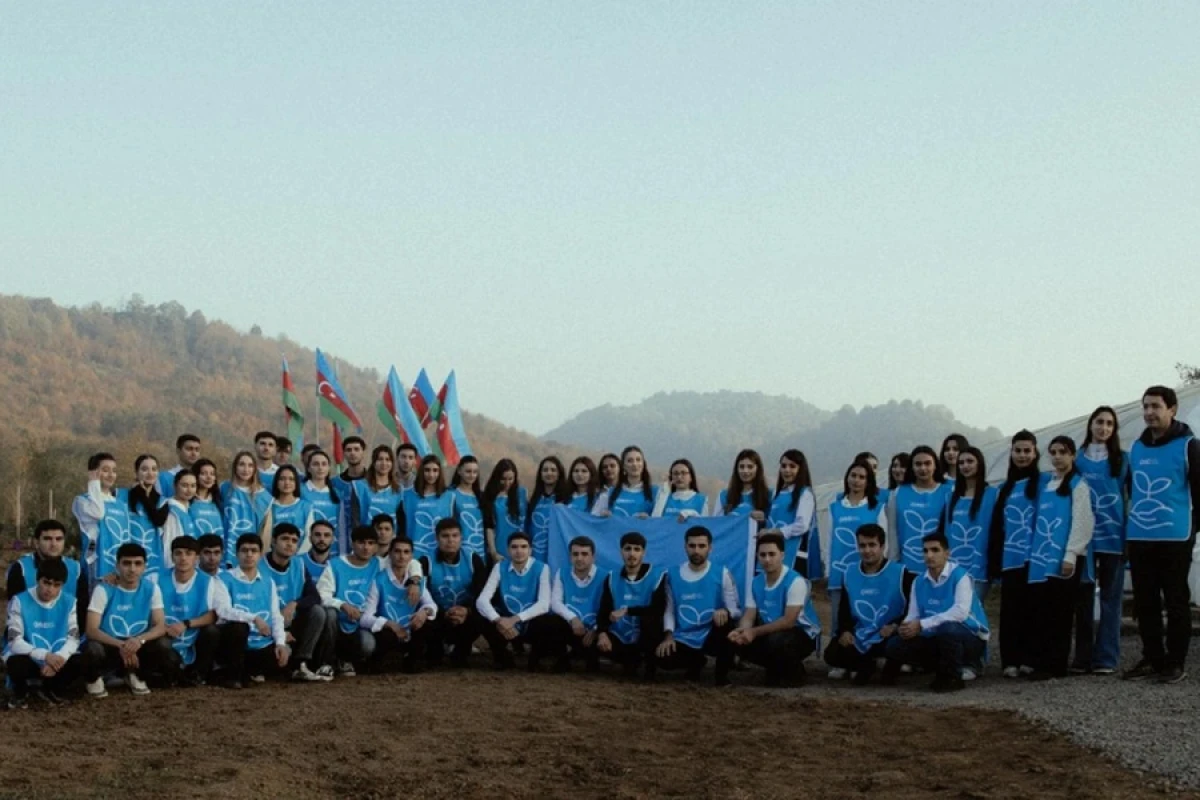 [[Leyla Əliyeva, Arzu Əliyeva və Alena Əliyeva]] Lənkəranda ekoloji aksiyalarda iştirak etdilər